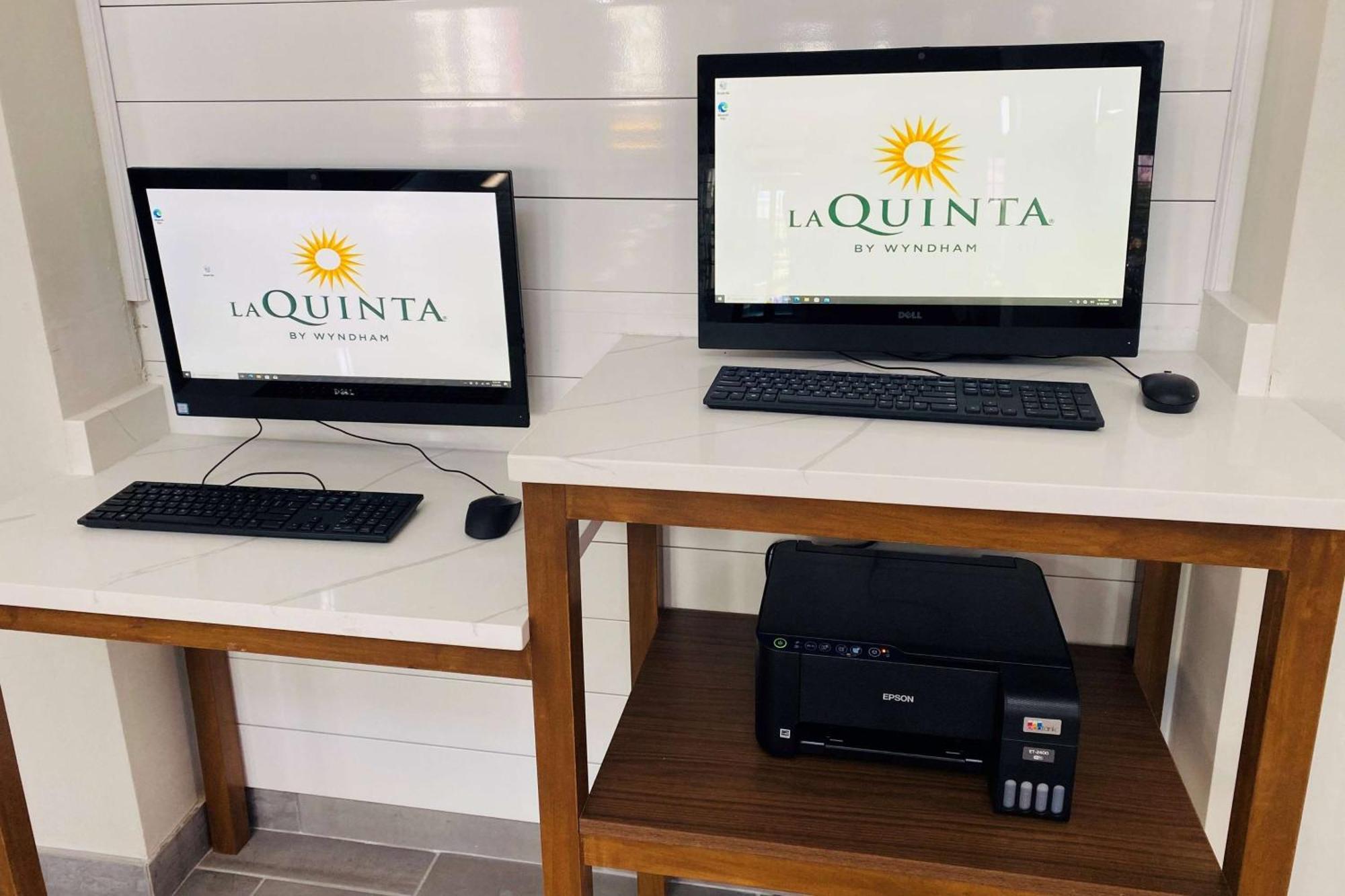 La Quinta Inn & Suites By Wyndham South Holland Exteriér fotografie